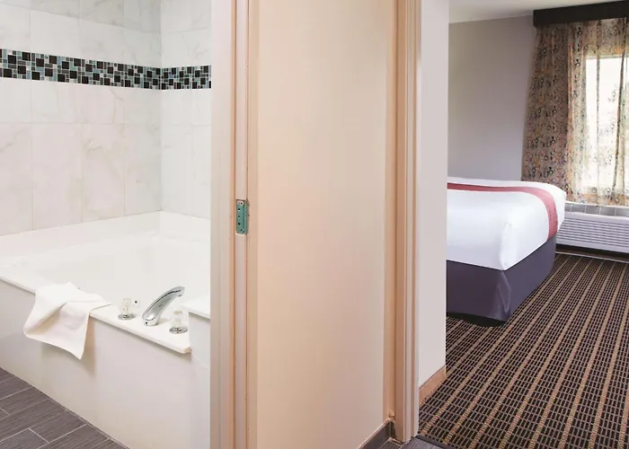 La Quinta By Wyndham 3* Rockford