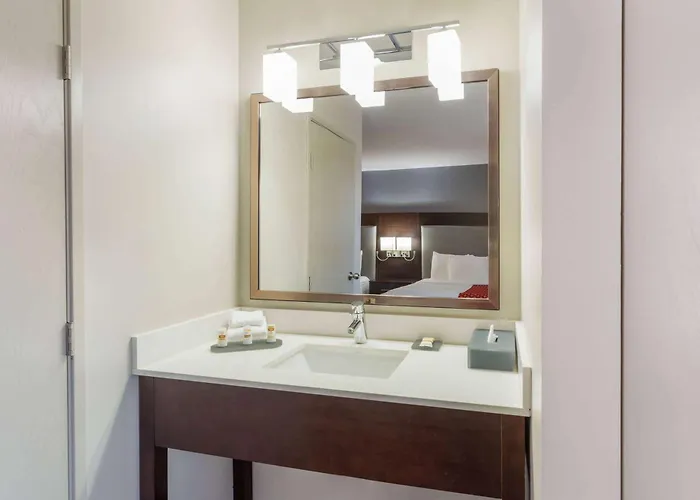 La Quinta By Wyndham Hotel Rockford